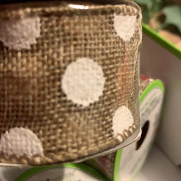 Burlap Ribbon - Picture 5 of 6